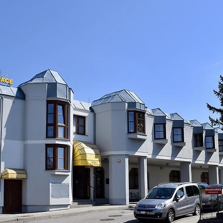 Hotel Laguna Τσέσκε Μπουντεγιόβιτσε Εξωτερικό φωτογραφία